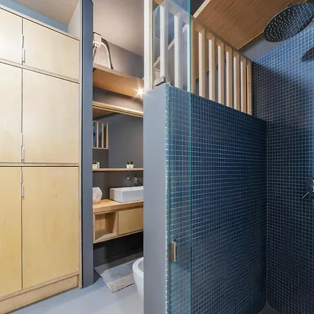 Guesthost - Tiburtina Apartments *