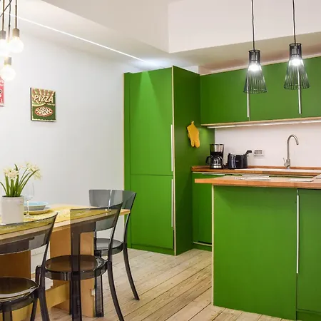 Guesthost - Tiburtina Apartments Apartman