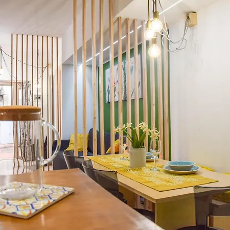 Guesthost - Tiburtina Apartments Apartman